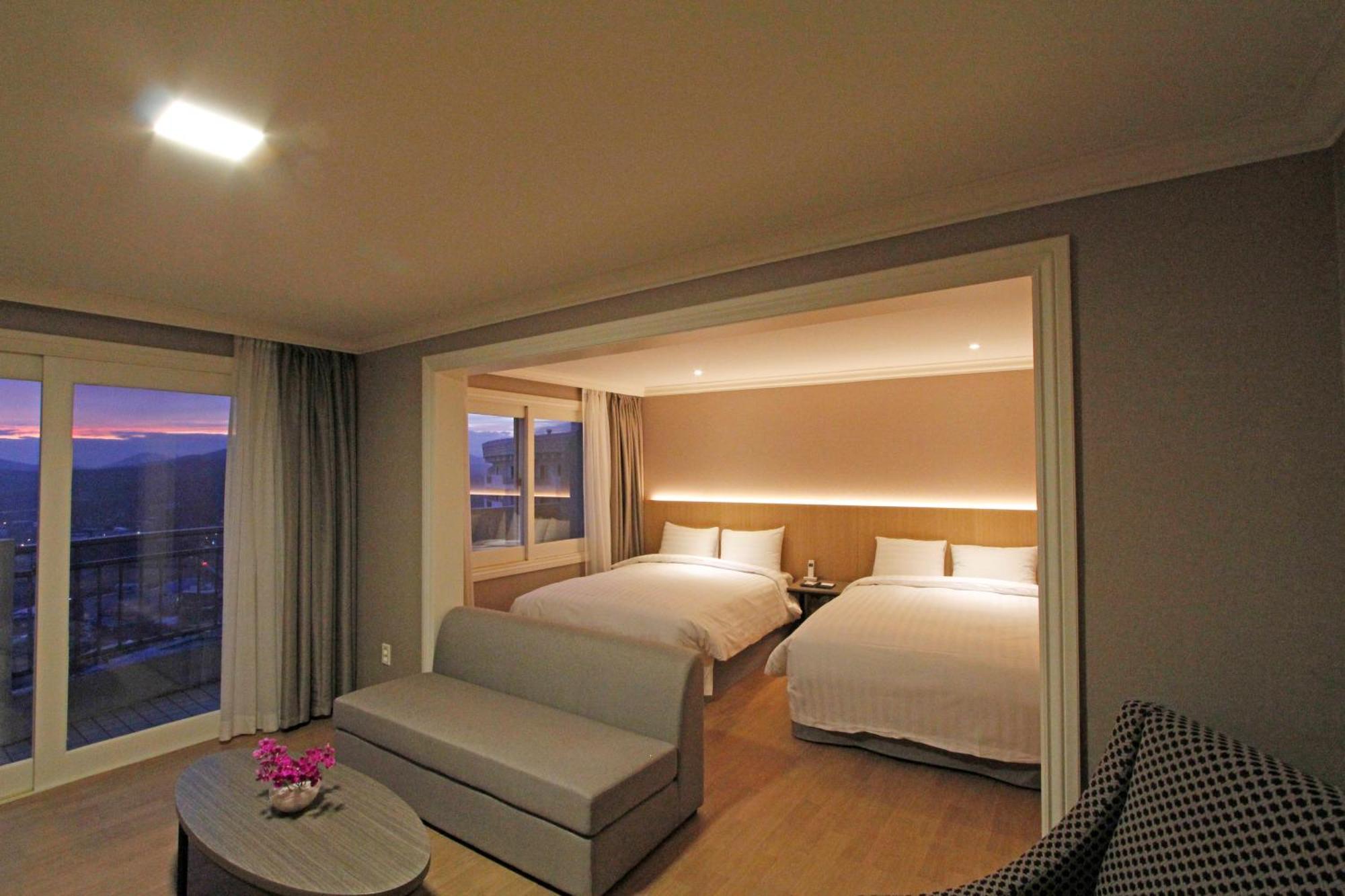 La Vie Dor Hotel And Resort, Trademark Collection By Wyndham Hwaseong Eksteriør billede